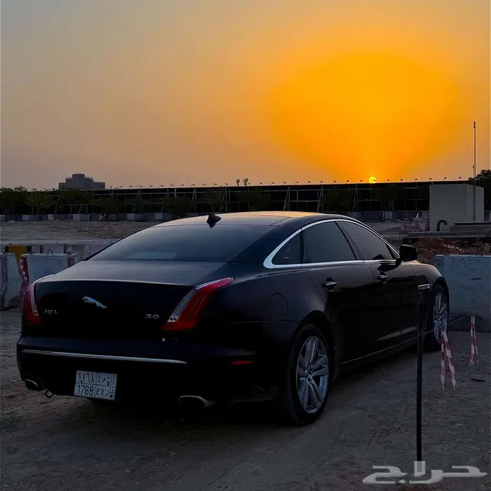 Jaguar XJ 2014 model 130k KM 0