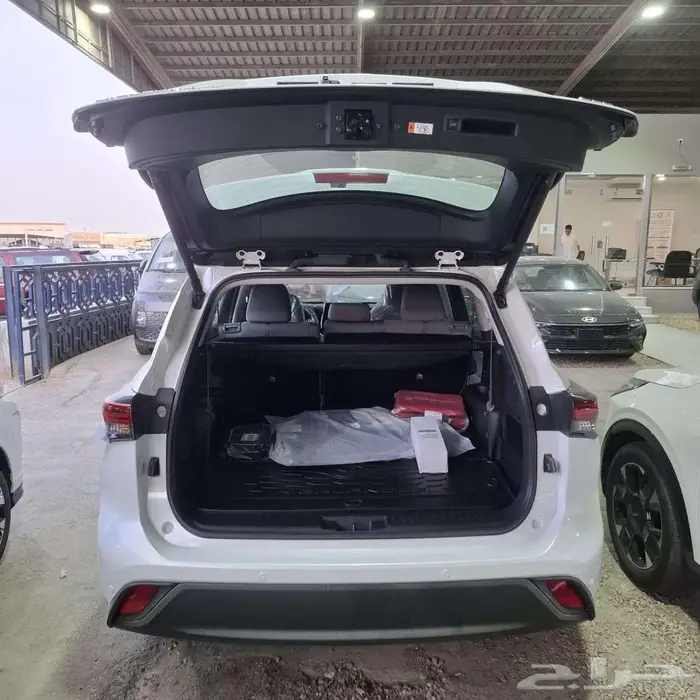تويوتا هايلاندر GLE 2025 6