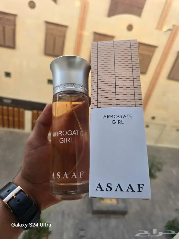 نوفر جميع انواع العطور باشكالها وانواعها باسعار الجمل 31
