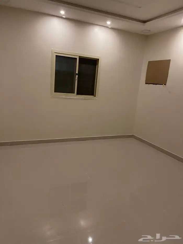 الشقه جديده للإيجار مطبخ راكب حي الموسى شهري 13
