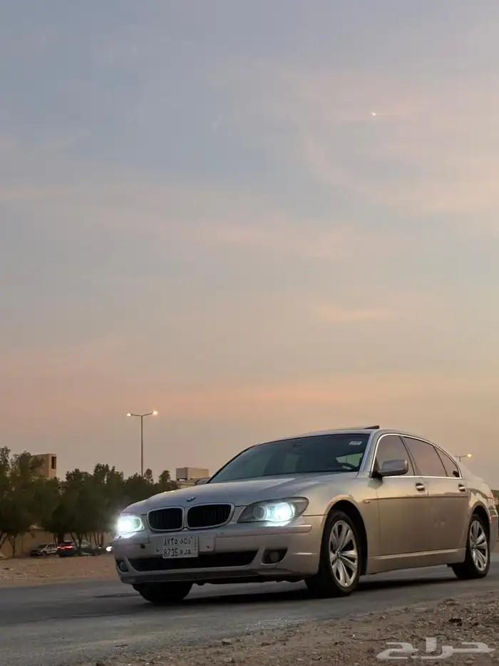 للبيع بي ام 730 موديل 2008 نظيف 13