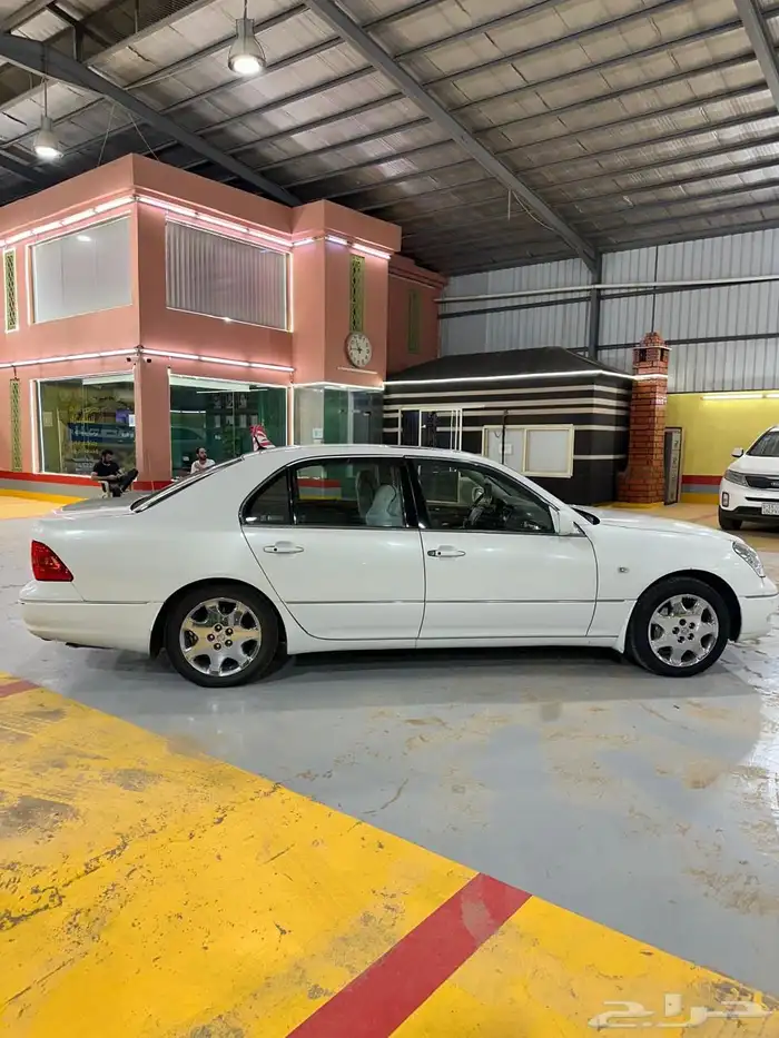 للبيع لكسز 2002 6