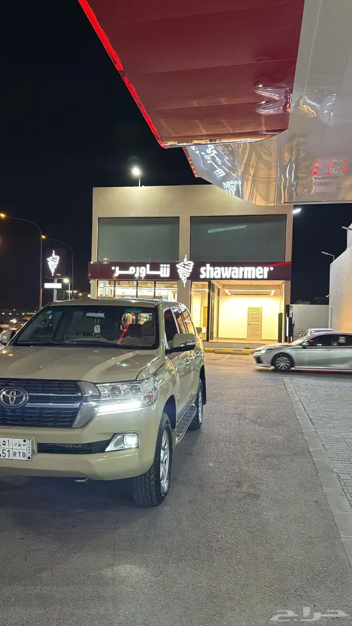 لاندكروزر GX 1