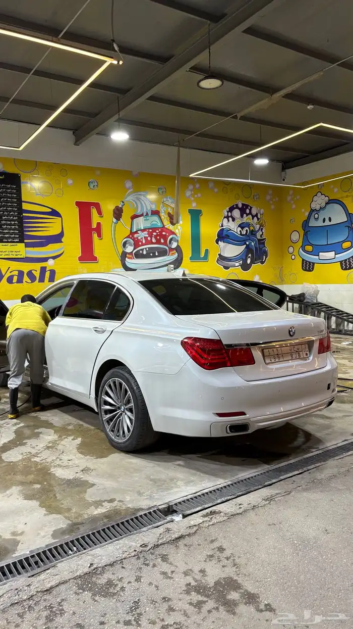 بي ام 730li 1