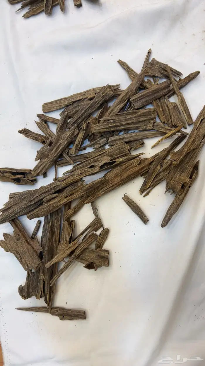 عود هندي طبيعي بسعر مصدر جمله 1