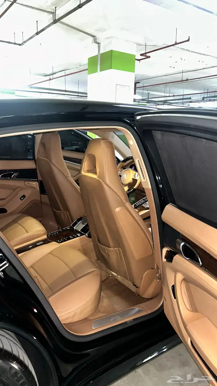 باناميرا S 12
