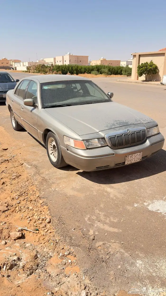 فورد مديل 2000 3