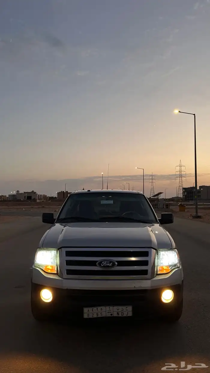 فورد اكسبدشن 2013 نظيف جد ا 2