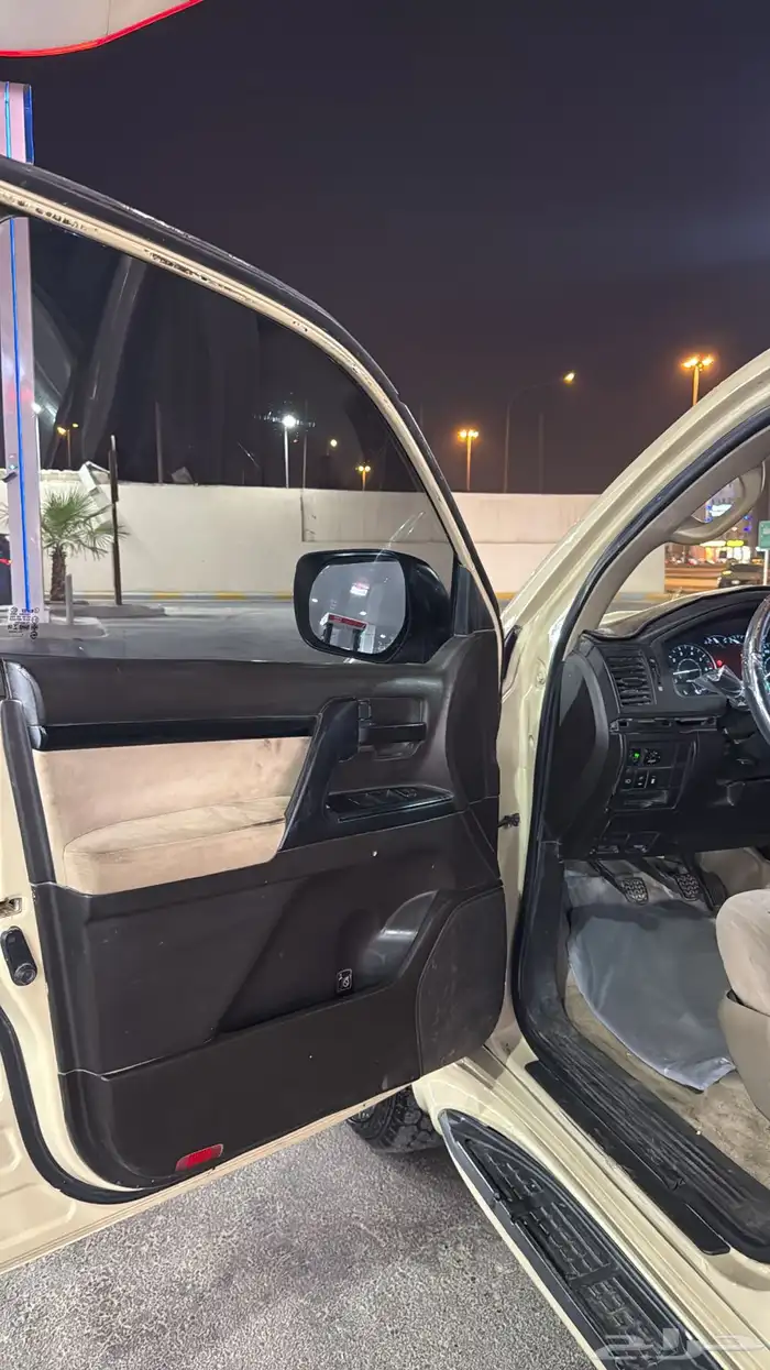 لاندكروزر GX 6