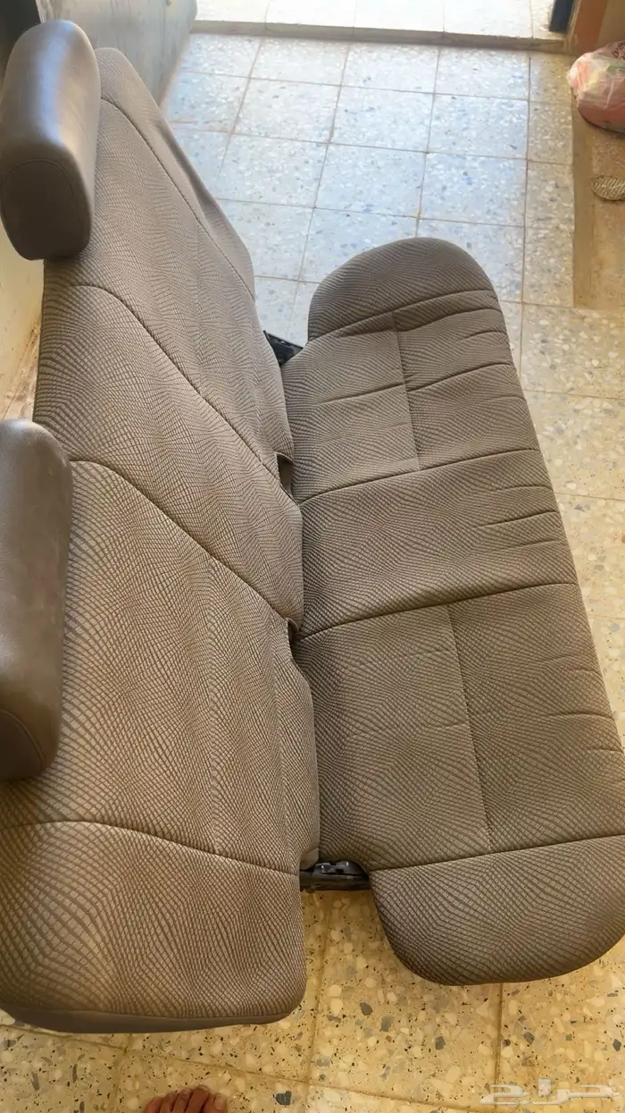 مرتبة خلفيه كاملة جيب ربع شرط 1