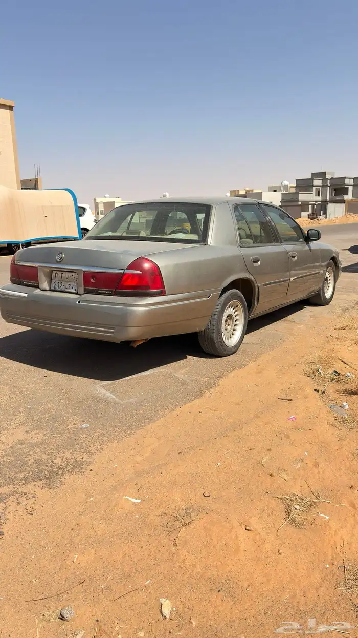 فورد مديل 2000 2