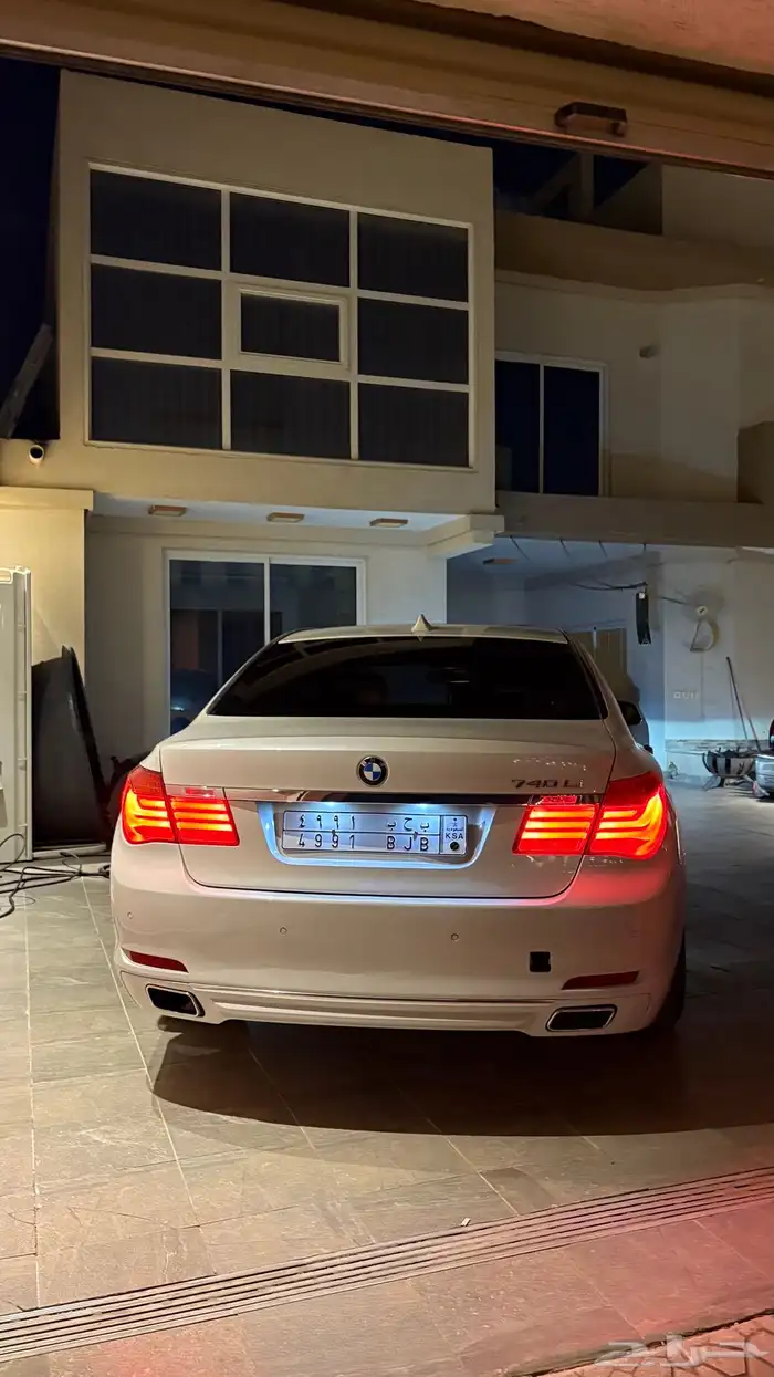بي ام 730li 0