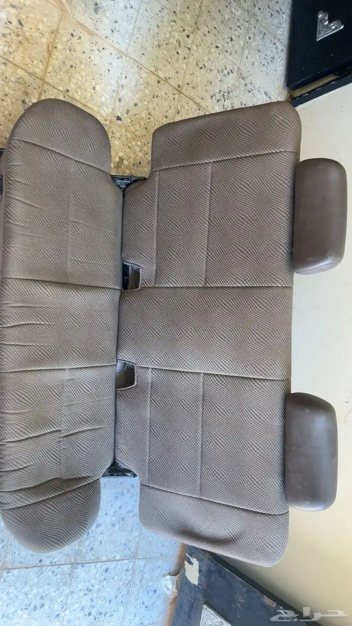 مرتبة خلفيه كاملة جيب ربع شرط 0