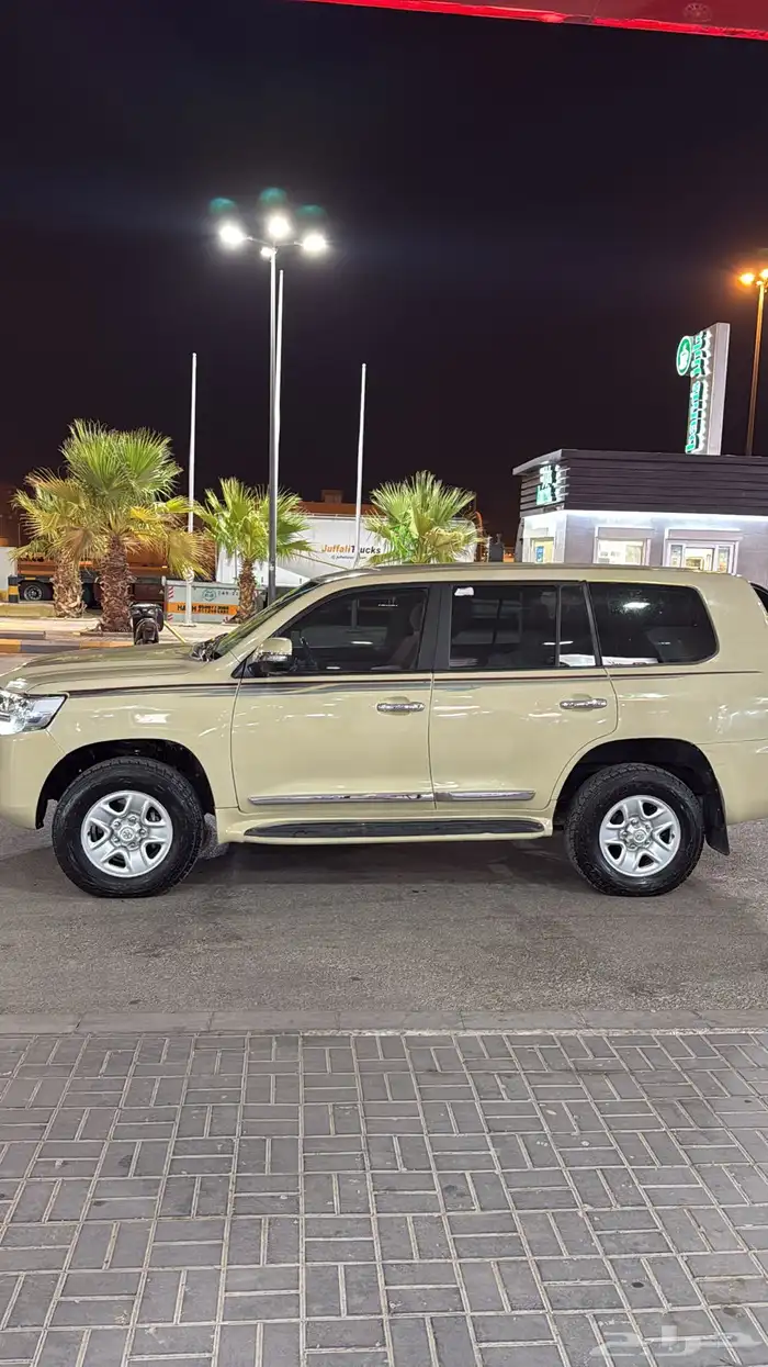 لاندكروزر GX 2