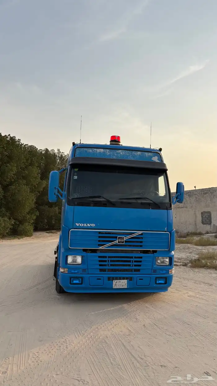 فولفو 2002 0