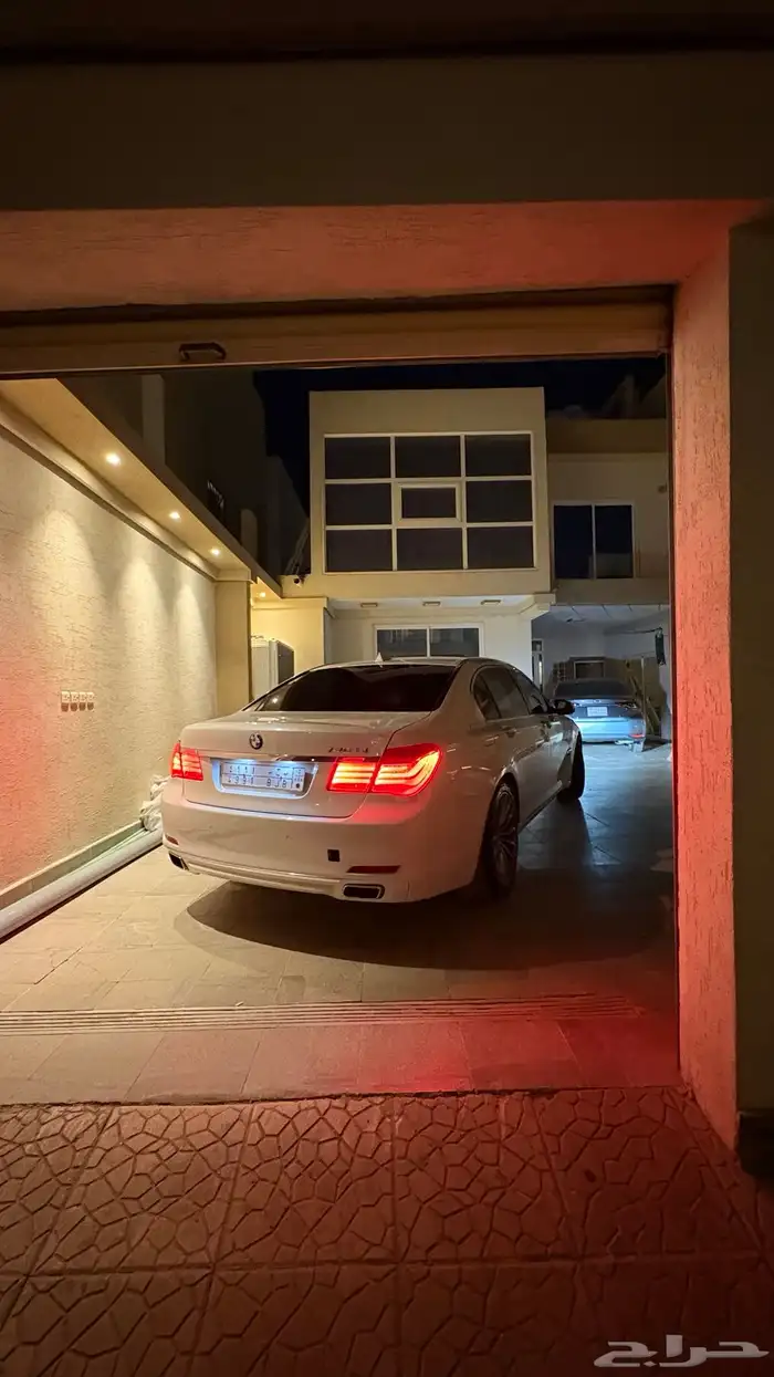 بي ام 730li 3