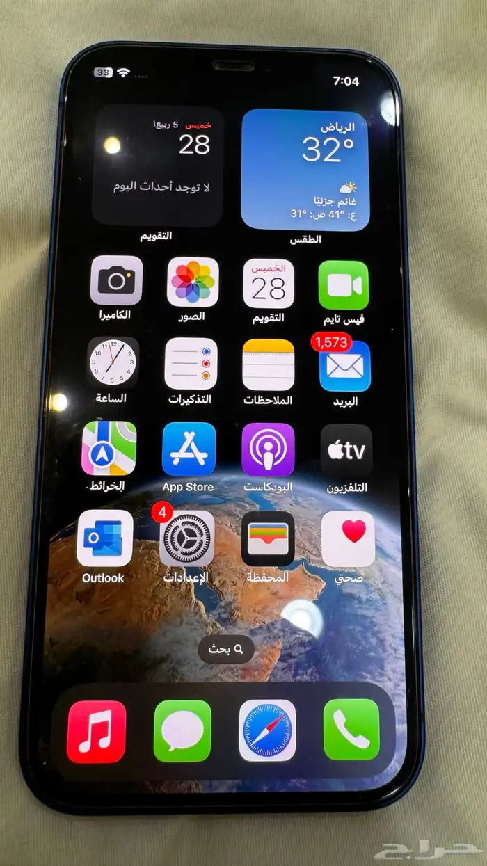 ايفون 12 العادي ازرق 128 نظيف جدا 5