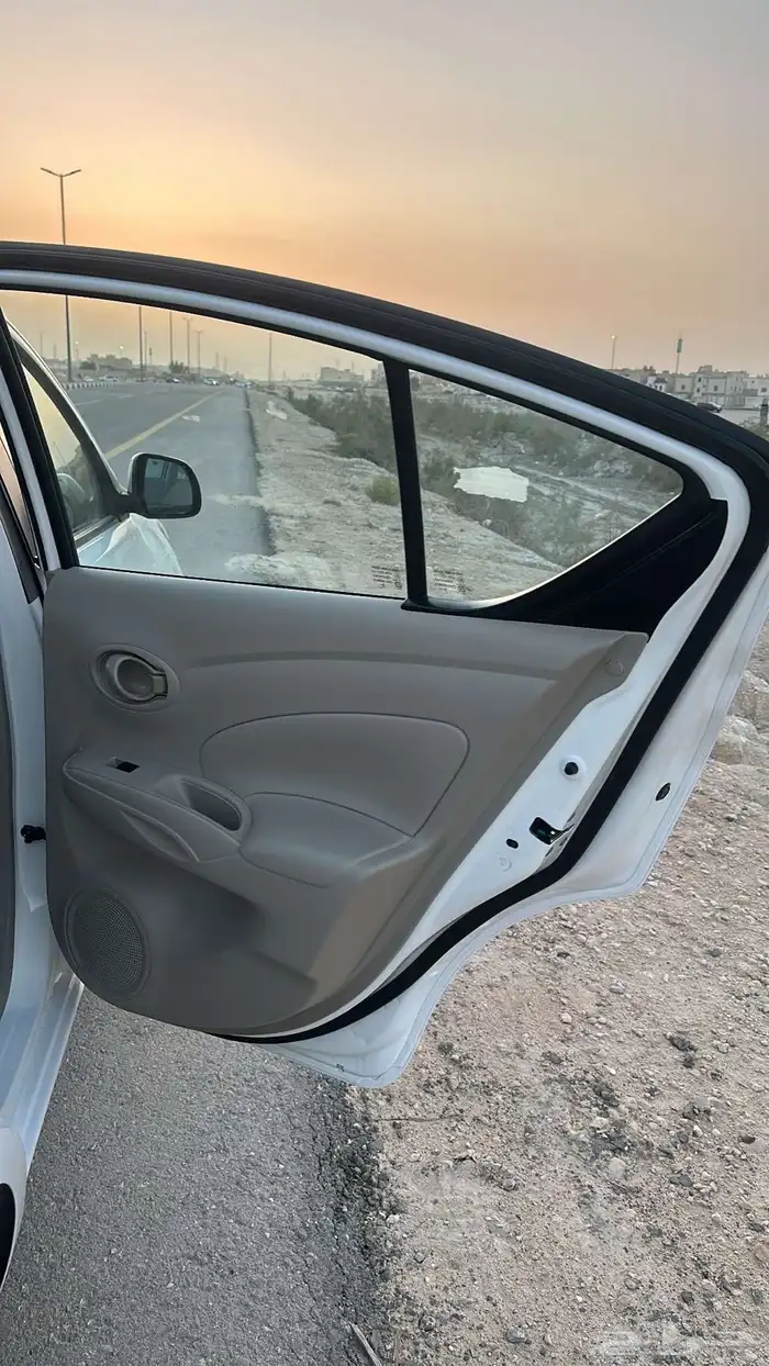 للبيع صني 2023 فل كامل وكالة ممشى قليل 14