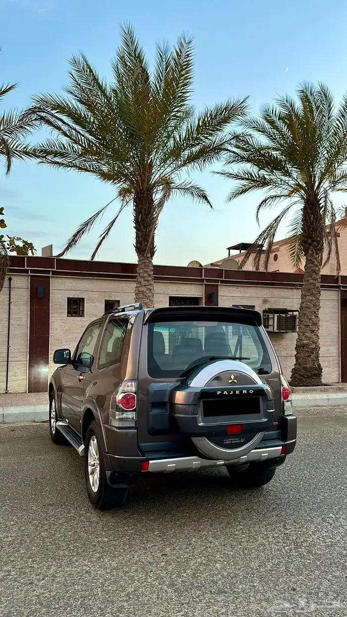 باجيرو 2015 - ربع فل كامل 3.8 . 5