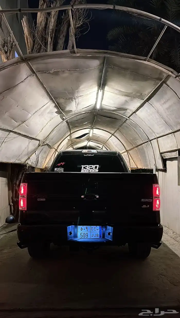 للبيع فورد F150 FX4 دبل 2013 (6.2 نادر) 2