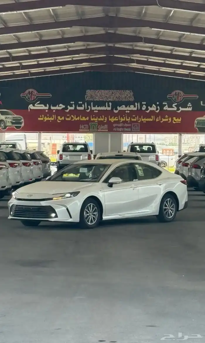 تويوتا كامري Eهايبرد 2025 كاش وتقسيط 3