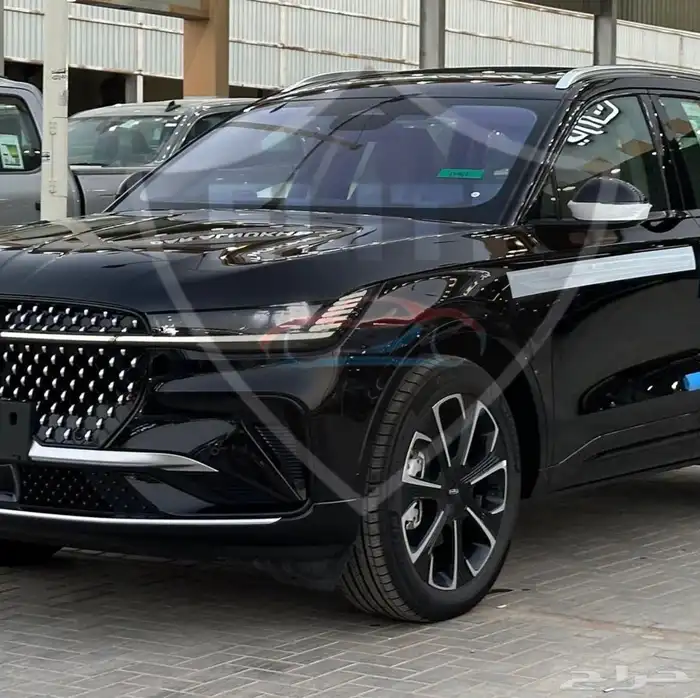 لينكون نيتلوس ريزرف هايبرد 2025 1