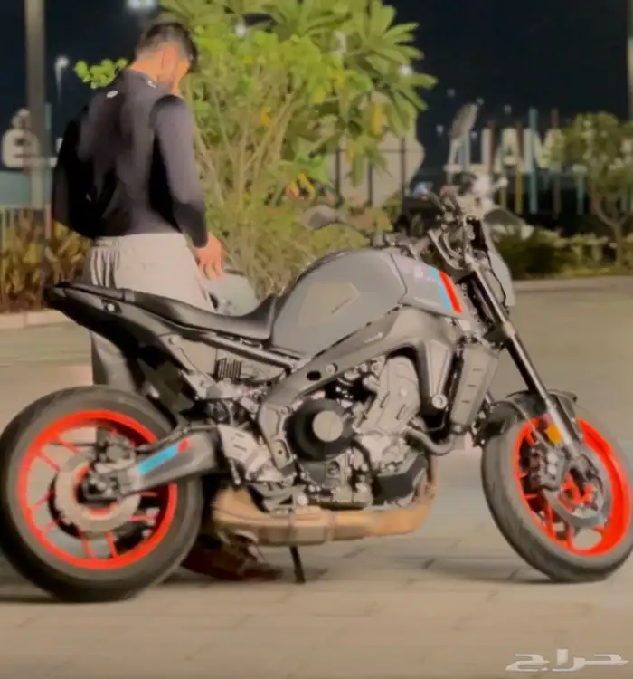 ياماها ام تي او ناين ستريت فايتر مخزن Yamaha MT-09 Naked 2
