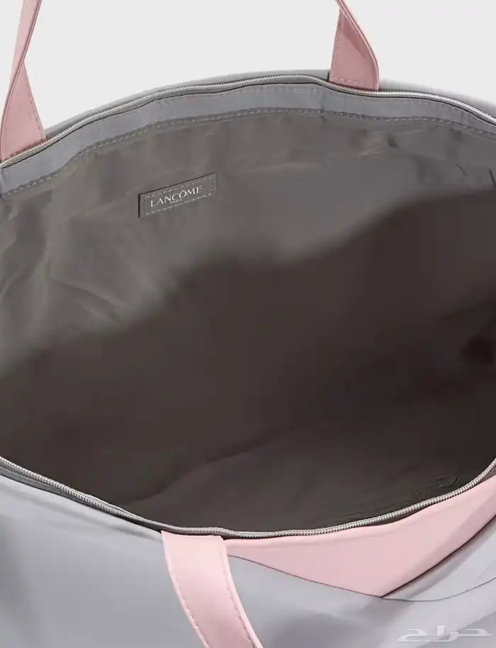 شنطة سفرات لانكوم اصلية و جديدة 1