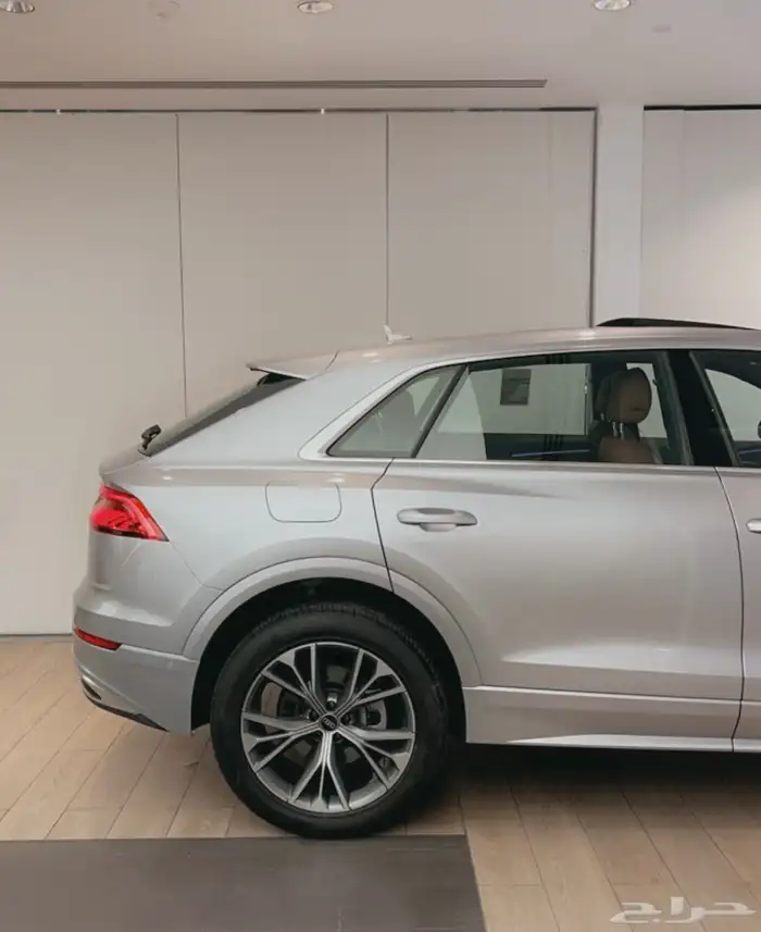 اودي كيو 8 Audi Q8 2022 9
