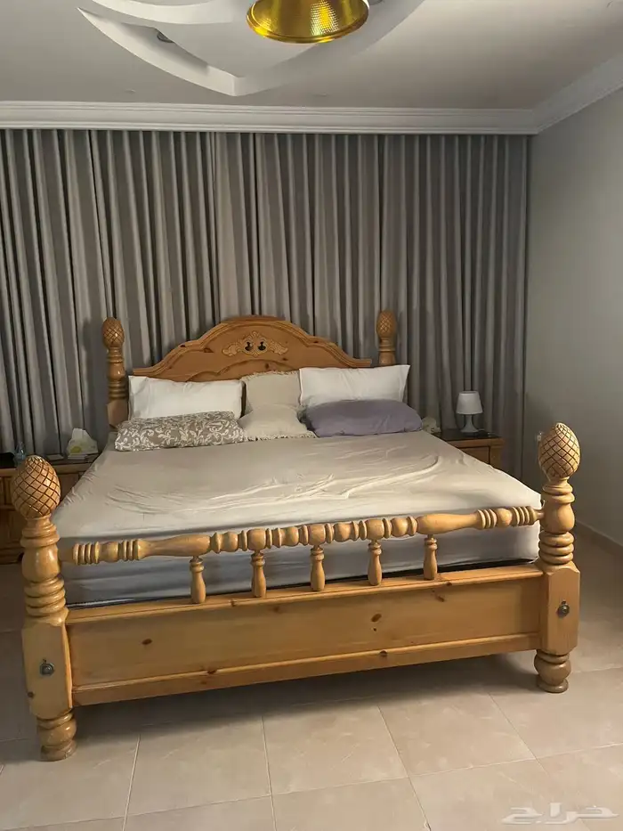 غرفة نوم كامله مع ثلاجتين ومراتب سرير طبيه 6