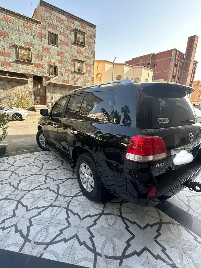 لاندكروزر 2011 6