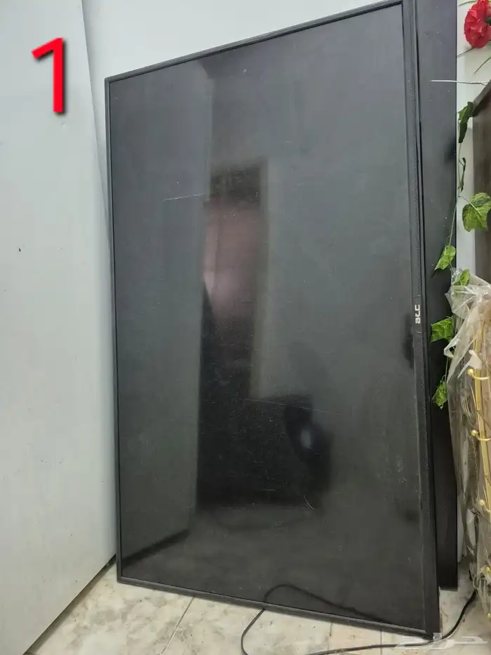 للبيع ثلاجه سليمه وشاشات مكسوره 11