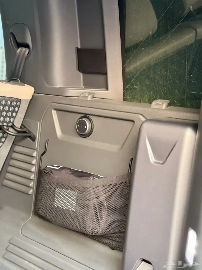 ديفندر P300 2020 الناغي مالك 2 ممشى قليل 8