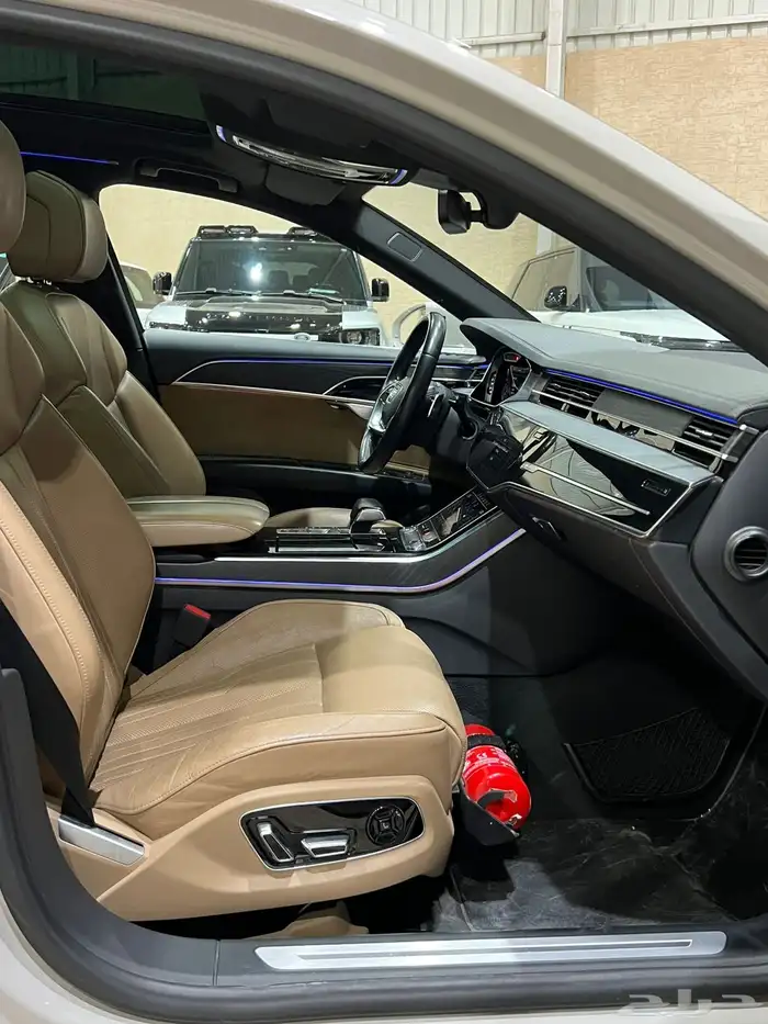 اودي A8L موديل 2019 11