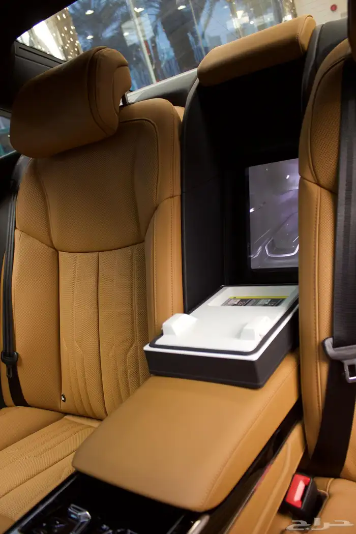 Audi A8L Chrome edition (full option) 2025 NEW 11