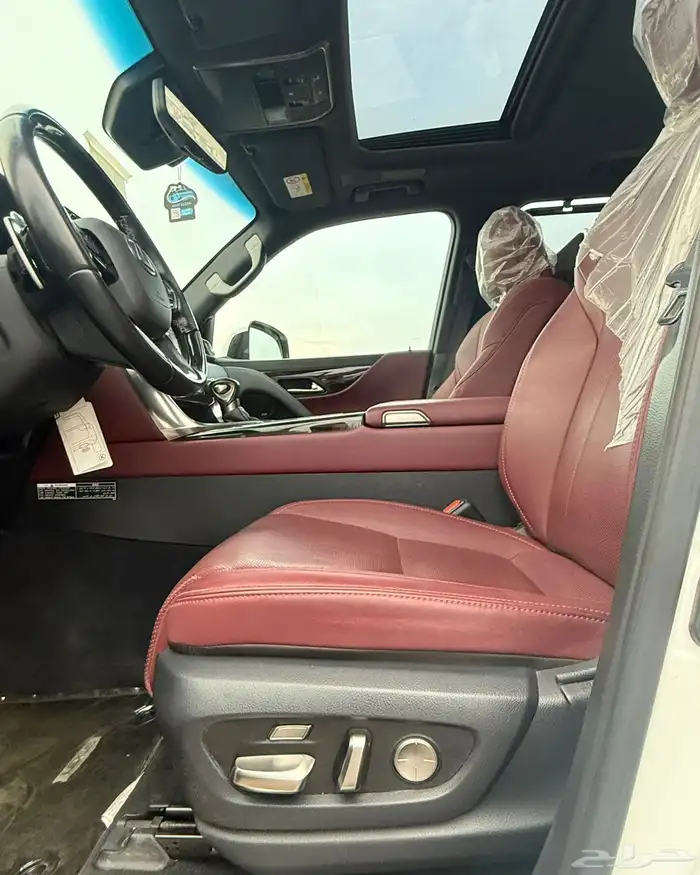 لكزس LX 600 2022 ( BB ) نضيف جدا للبيع 24
