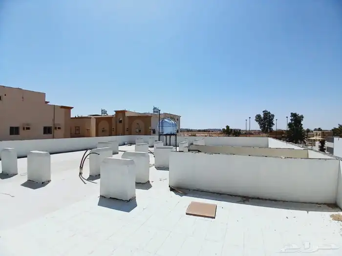 دور للبيع حي الحمدان بتبوك قريب من حي البوادي 6