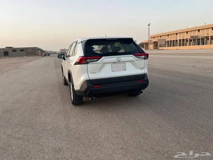 تويوتا راف فور 2021 قمة النظافه ممشى قليل 8