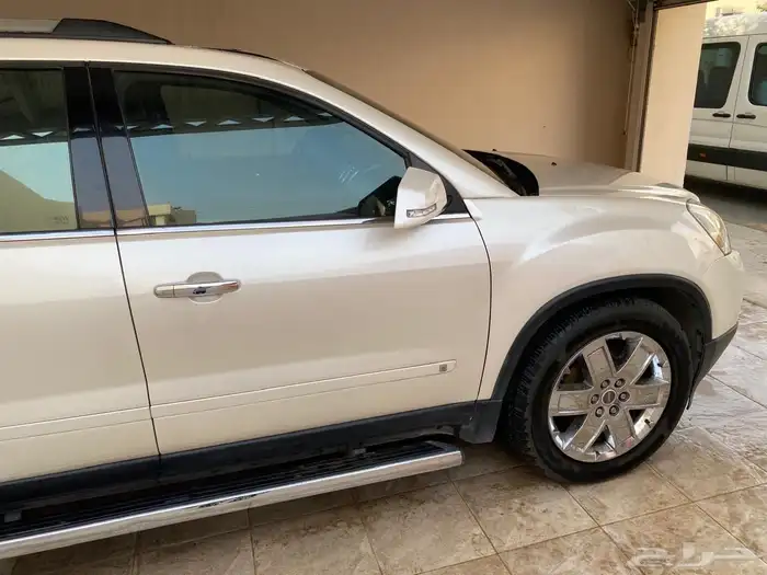 2010 GMC Acadia Full Option (Denali Edition) 5