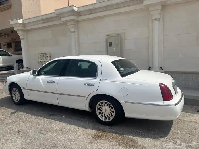 تاون كار موديل 98 0