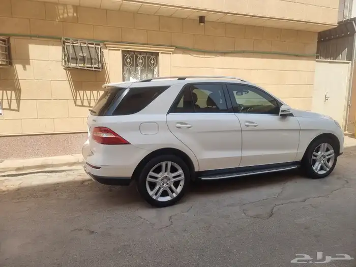 للبيع مرسيدس ML400 نظيفة جدا 1
