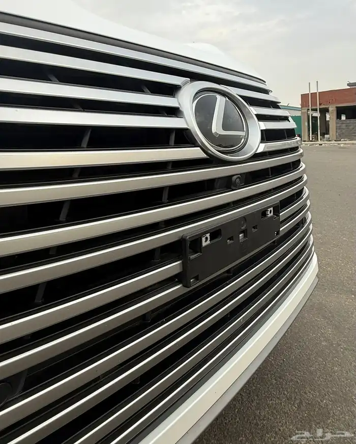 لكزس LX 600 2022 ( BB ) نضيف جدا للبيع 8