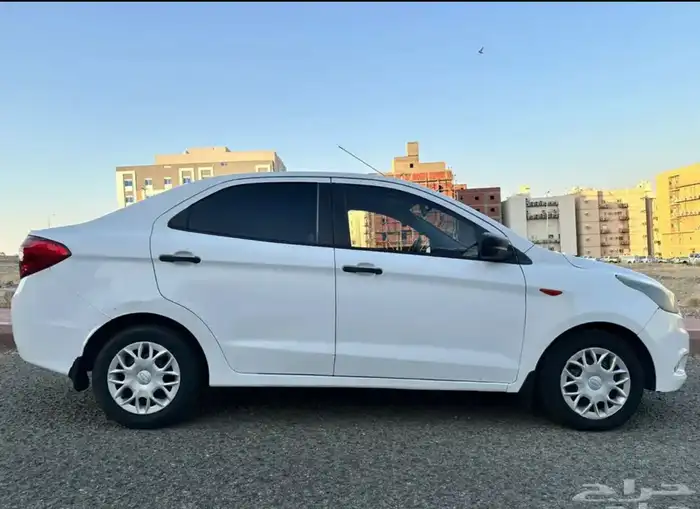 سياره فيجو فورد 2018 3