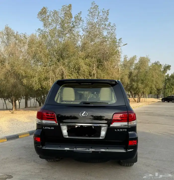 جيب لكزس LX570 موديل 2012 مخزن 5