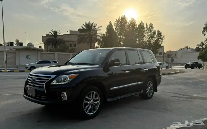جيب لكزس LX570 موديل 2012 مخزن 0