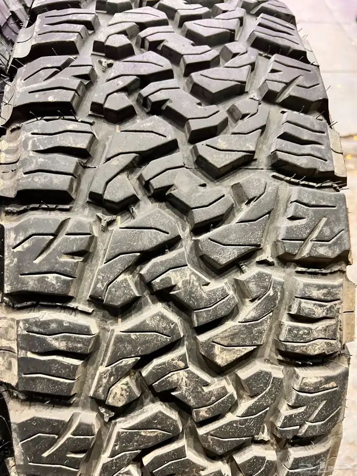كفرات كنفرس نص حجري مقاس 285 70 17 12