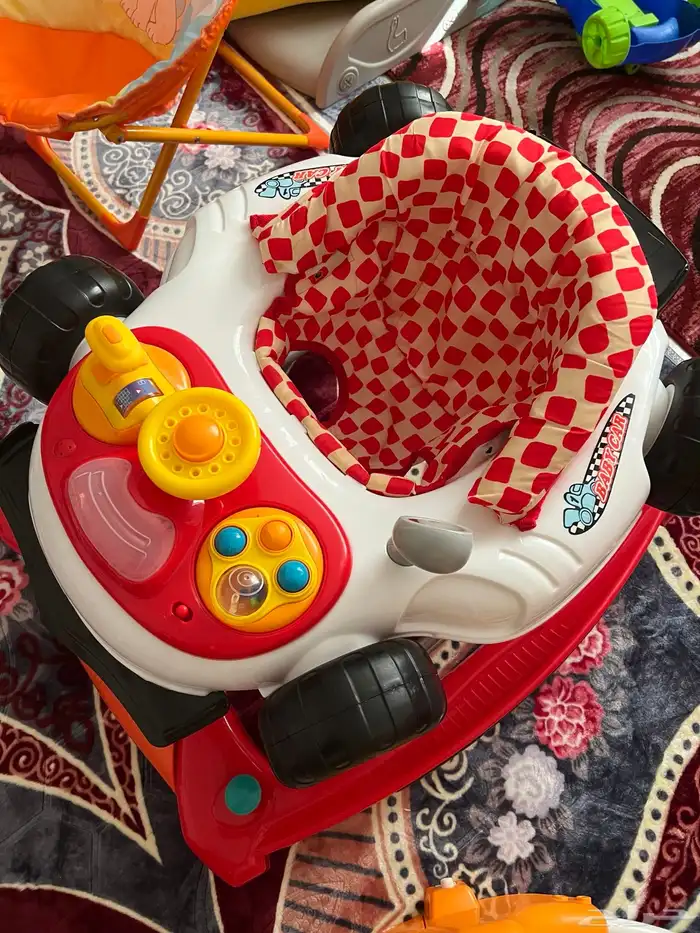 مشاية اطفال 1