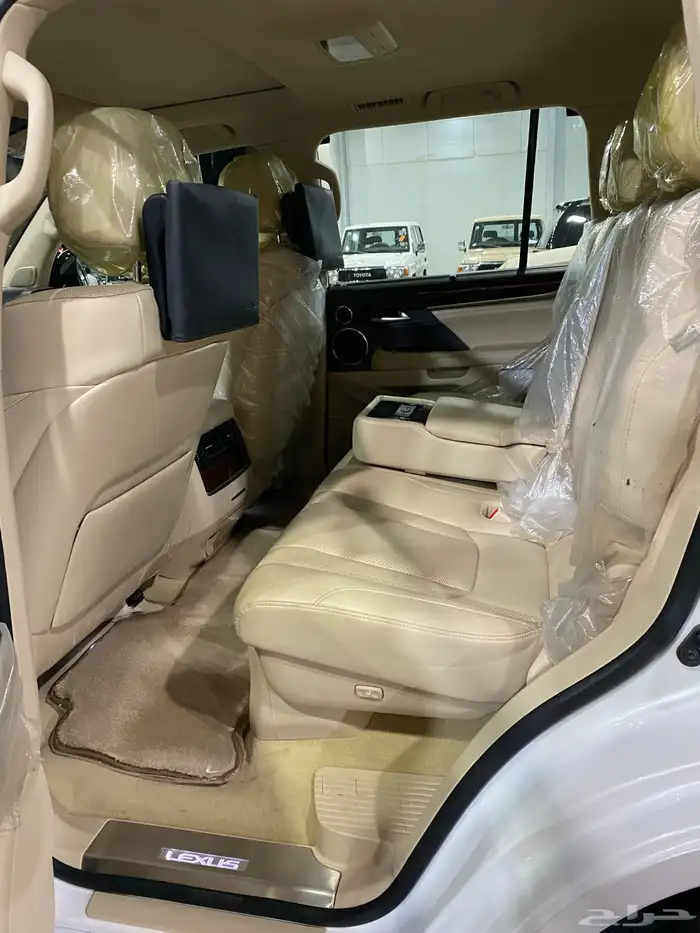 لكزسLX570 بريمي نظيف جدا 7