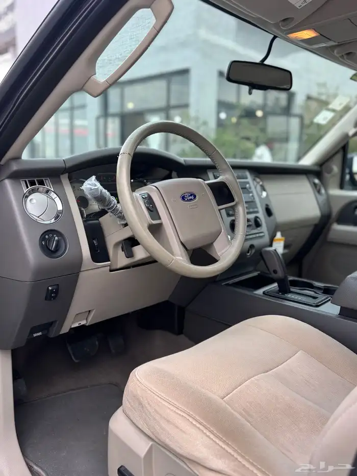 فورد اكسبديشن 2013 10