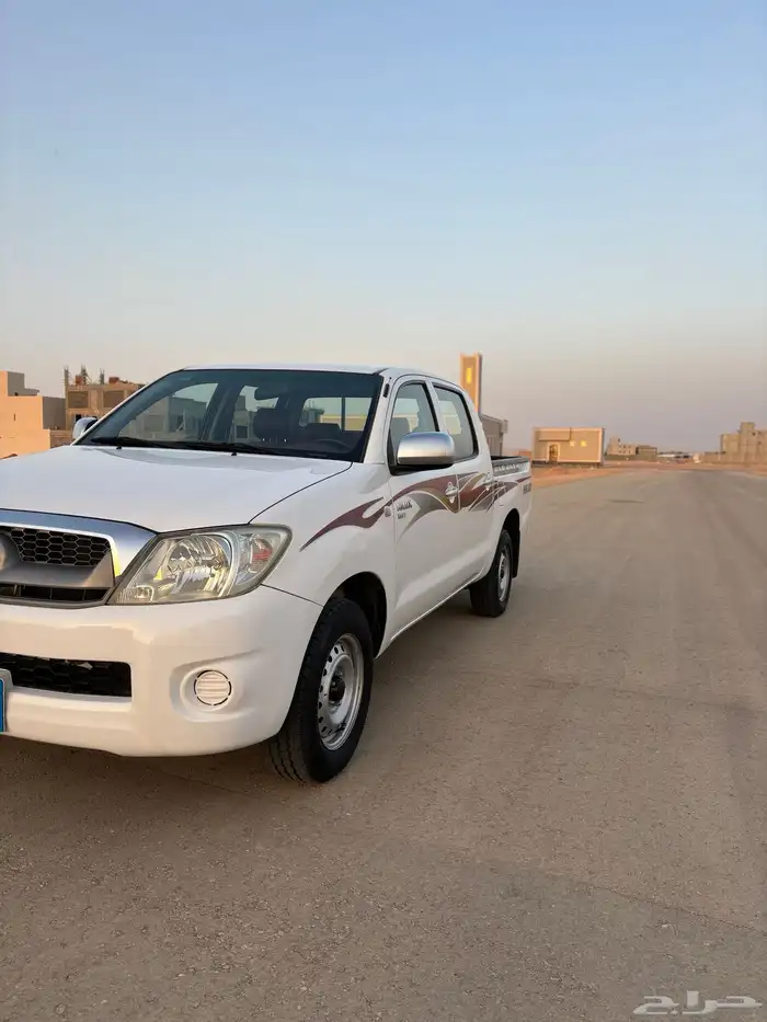 هايلوكس عداد 153 الف فقط 10